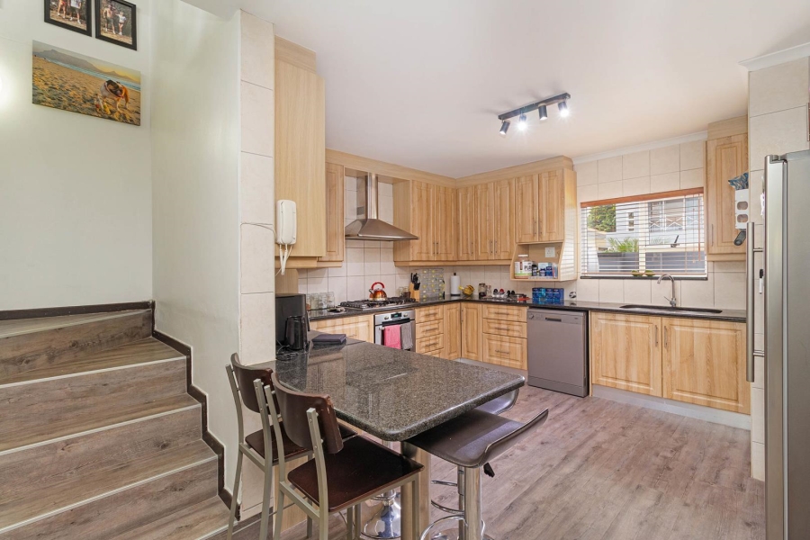 4 Bedroom Property for Sale in Milnerton Ridge Western Cape